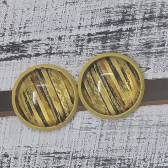 Earrings - Picture 4 of 16